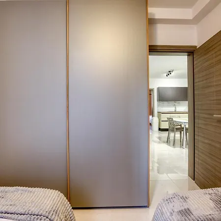Spacious, Brand New 2br, Just Off The Promenade By 360 Estates Gzira